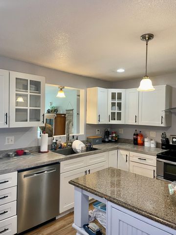 786 9th Avenue, Crestview, FL 32536