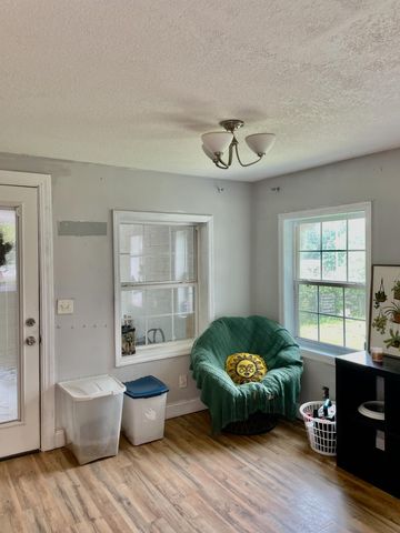 786 9th Avenue, Crestview, FL 32536