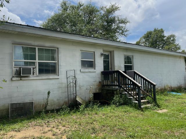 786 9th Avenue, Crestview, FL 32536