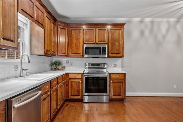 618 Manor Way, Cartersville, GA 30120