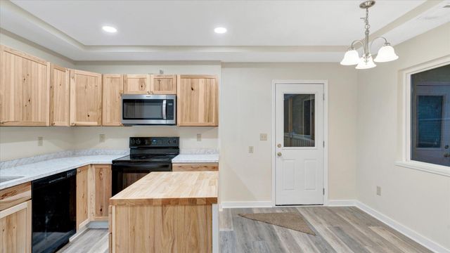 707 North College Avenue, Republic, MO 65738