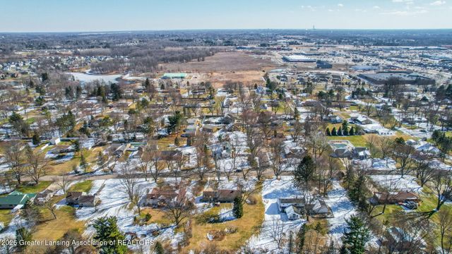 12293 W Greenfield Road, Lansing, MI 48917