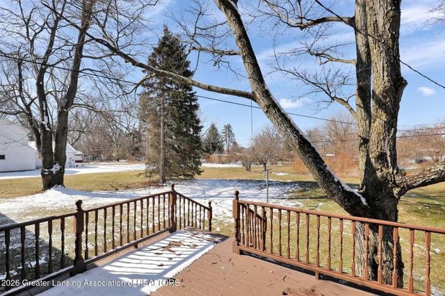 12293 W Greenfield Road, Lansing, MI 48917