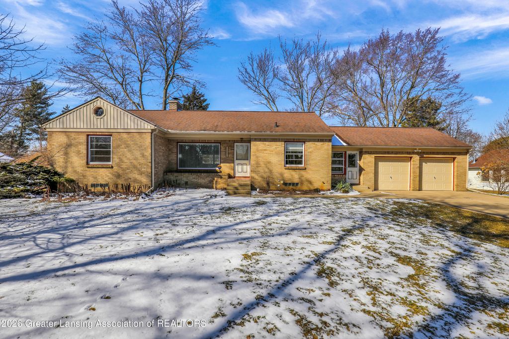 12293 W Greenfield Road, Lansing, MI 48917