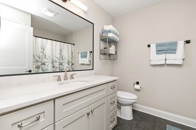 14143 Wilden Drive, Urbandale, IA 50323