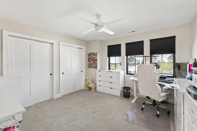 14143 Wilden Drive, Urbandale, IA 50323