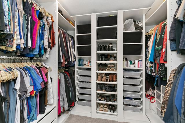 14143 Wilden Drive, Urbandale, IA 50323