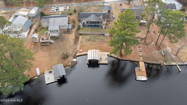 188 Sleepy Creek Drive, Dudley, NC 28333