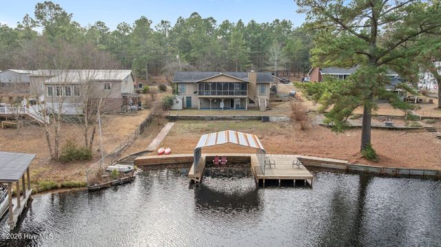 188 Sleepy Creek Drive, Dudley, NC 28333