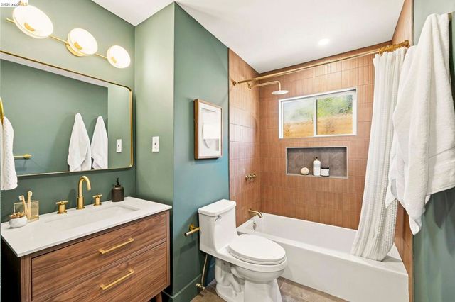 1776 Brandon Street, Oakland, CA 94611