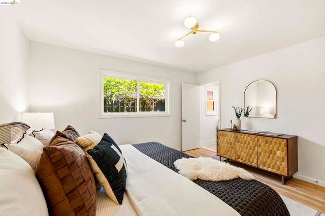 1776 Brandon Street, Oakland, CA 94611