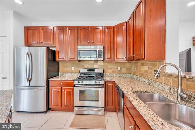 344 CRISTAUDO CT, Mount Royal, NJ 08061