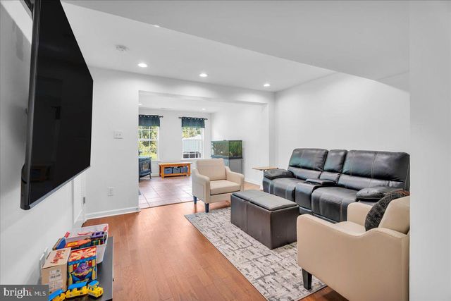 344 CRISTAUDO CT, Mount Royal, NJ 08061