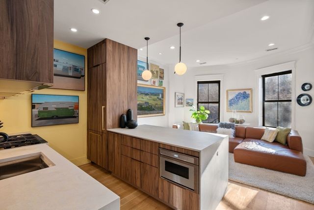 12 Worcester Square 3, Boston, MA 02118