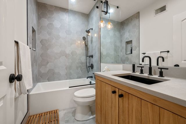 12 Worcester Square 3, Boston, MA 02118