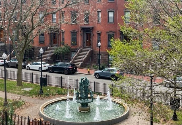 12 Worcester Square 3, Boston, MA 02118