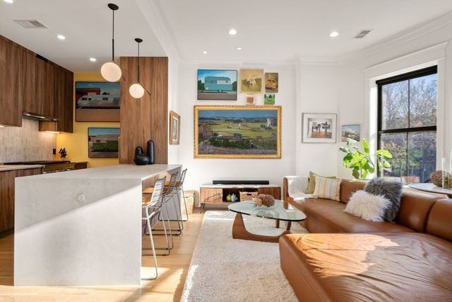 12 Worcester Square 3, Boston, MA 02118