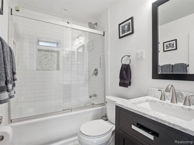 1629 N Pleasant Street, Royal Oak, MI 48067