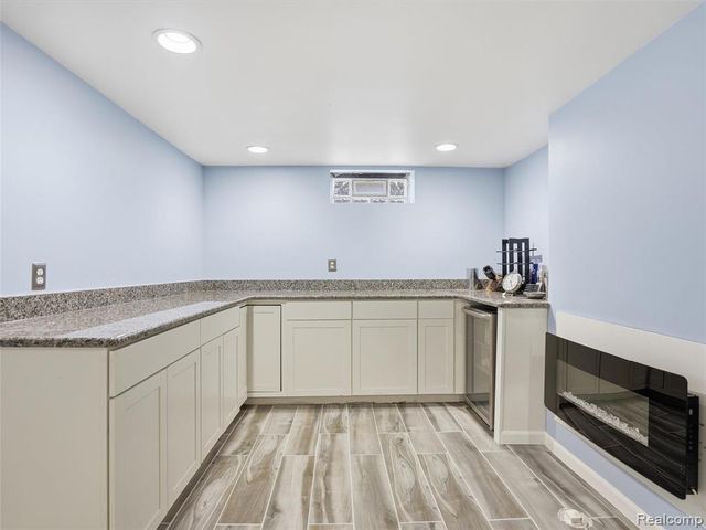 1629 N Pleasant Street, Royal Oak, MI 48067