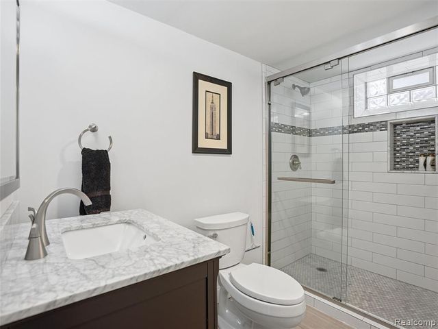 1629 N Pleasant Street, Royal Oak, MI 48067