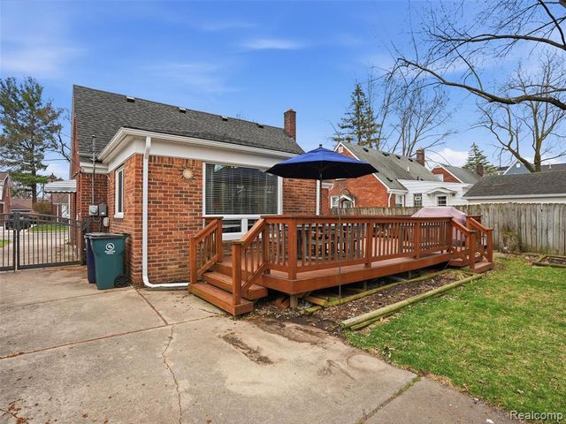 1629 N Pleasant Street, Royal Oak, MI 48067