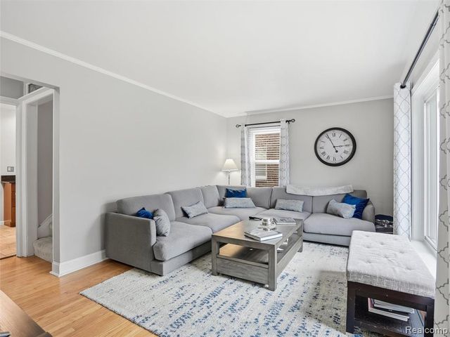 1629 N Pleasant Street, Royal Oak, MI 48067