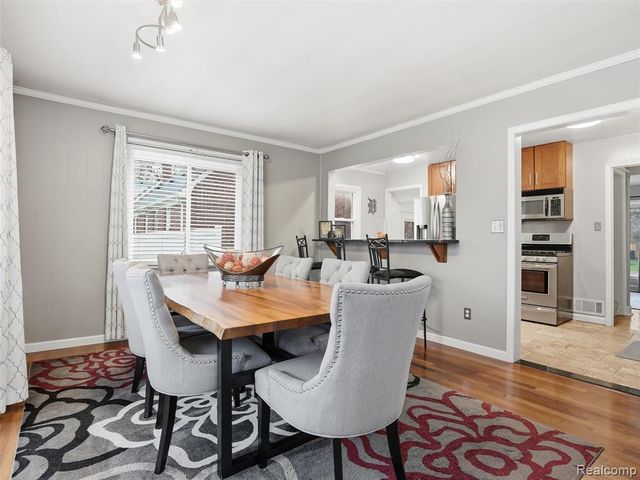 1629 N Pleasant Street, Royal Oak, MI 48067