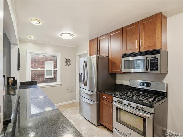 1629 N Pleasant Street, Royal Oak, MI 48067