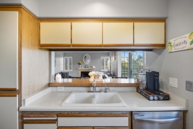 521 Quail Run Court, Del Rey Oaks, CA 93940