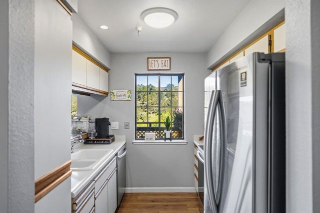 521 Quail Run Court, Del Rey Oaks, CA 93940