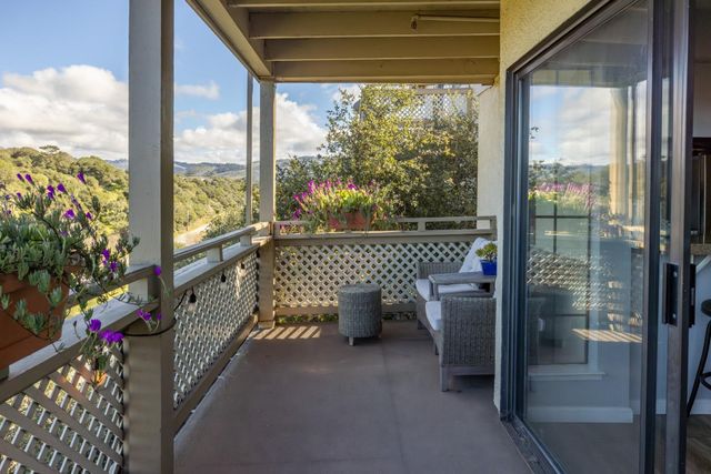 521 Quail Run Court, Del Rey Oaks, CA 93940