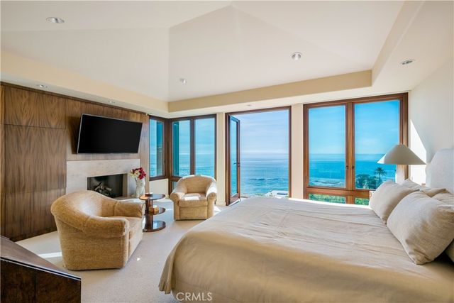 49 Lagunita Drive, Laguna Beach, CA 92651