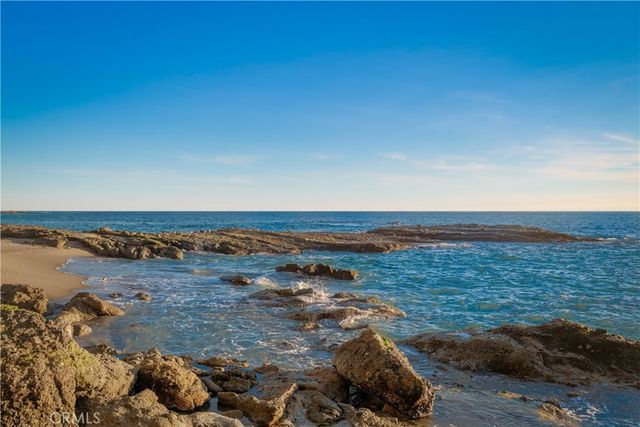 49 Lagunita Drive, Laguna Beach, CA 92651