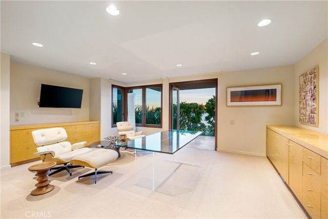 49 Lagunita Drive, Laguna Beach, CA 92651