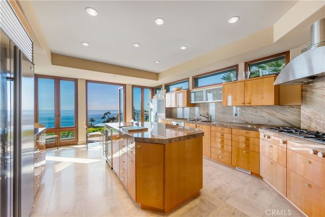 49 Lagunita Drive, Laguna Beach, CA 92651