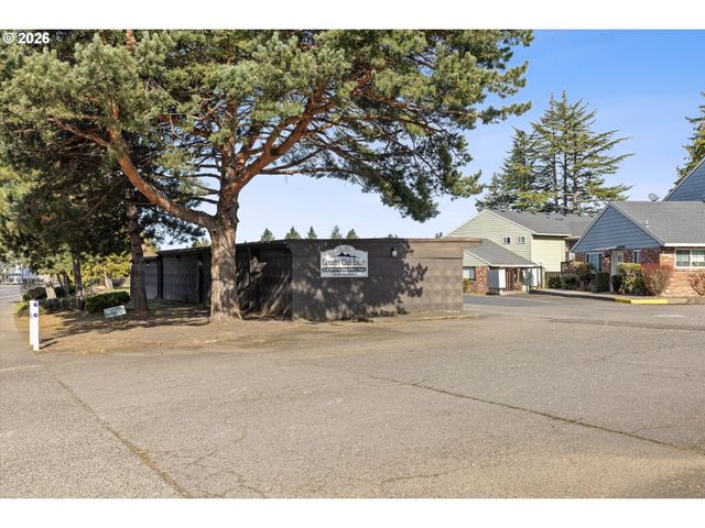 1508 Ne HOGAN Dr, Gresham, OR 97030