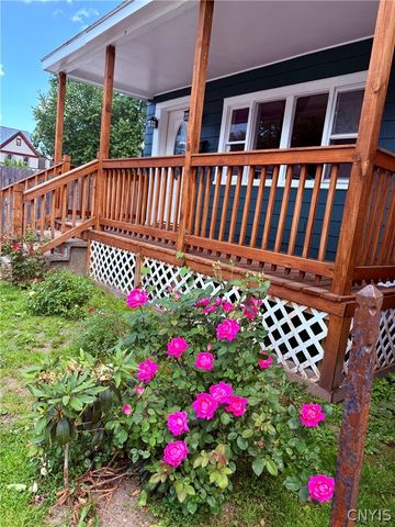 701 Saratoga Street, Utica, NY 13502