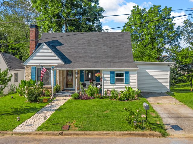 603 Crestview Dr, Springfield, TN 37172