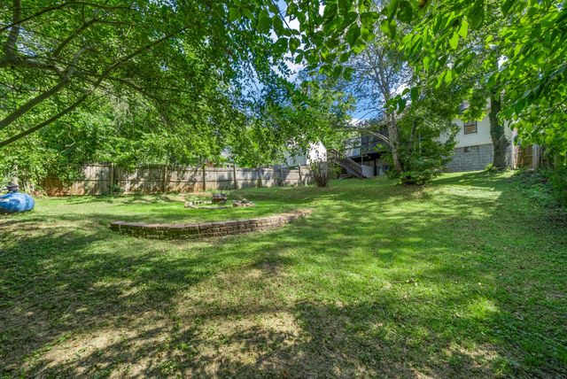 603 Crestview Dr, Springfield, TN 37172