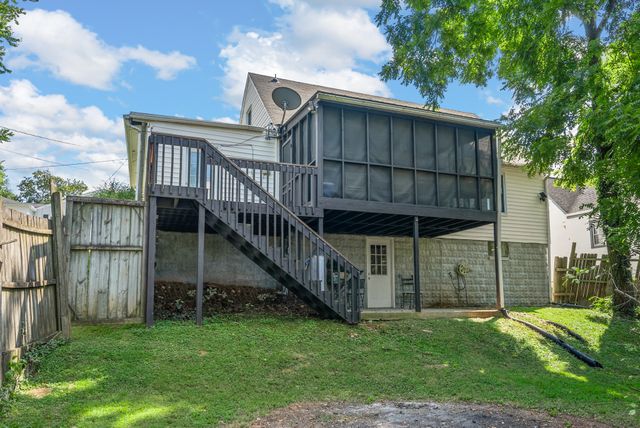 603 Crestview Dr, Springfield, TN 37172
