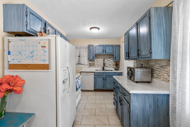 603 Crestview Dr, Springfield, TN 37172