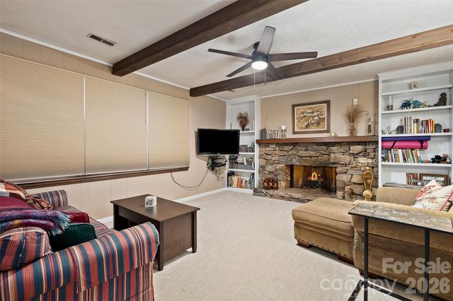 3017 Chestnut Tree Road, Hendersonville, NC 28792