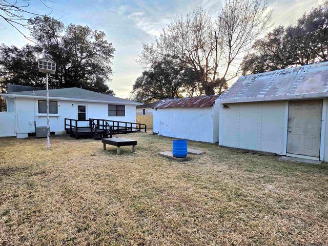 3833 Dalton St, Baton Rouge, LA 70805