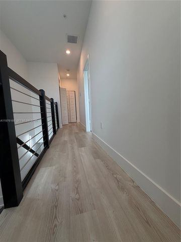 10479 NW 82nd St 10, Doral, FL 33178