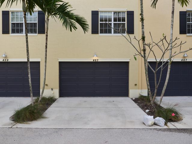 463 Schoolhouse Road, Jupiter, FL 33458