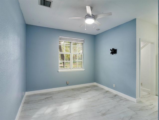 463 Schoolhouse Road, Jupiter, FL 33458