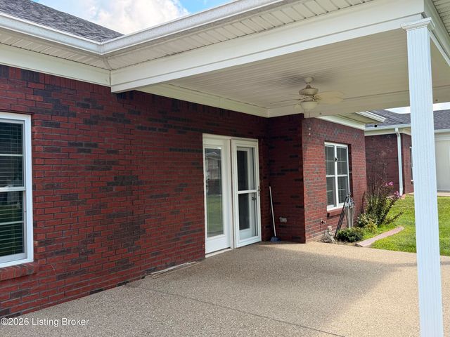 242 Potomac, Mt Washington, KY 40047