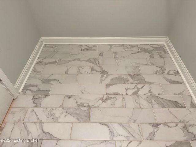 242 Potomac, Mt Washington, KY 40047