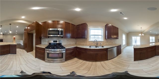 13815 Eastgate Drive, Rogers, AR 72756