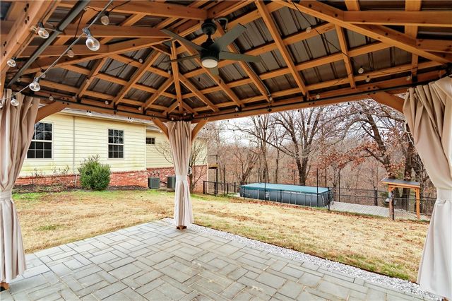 13815 Eastgate Drive, Rogers, AR 72756